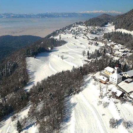 Turizem Pavlin Apartments Senturska Gora ภายนอก รูปภาพ