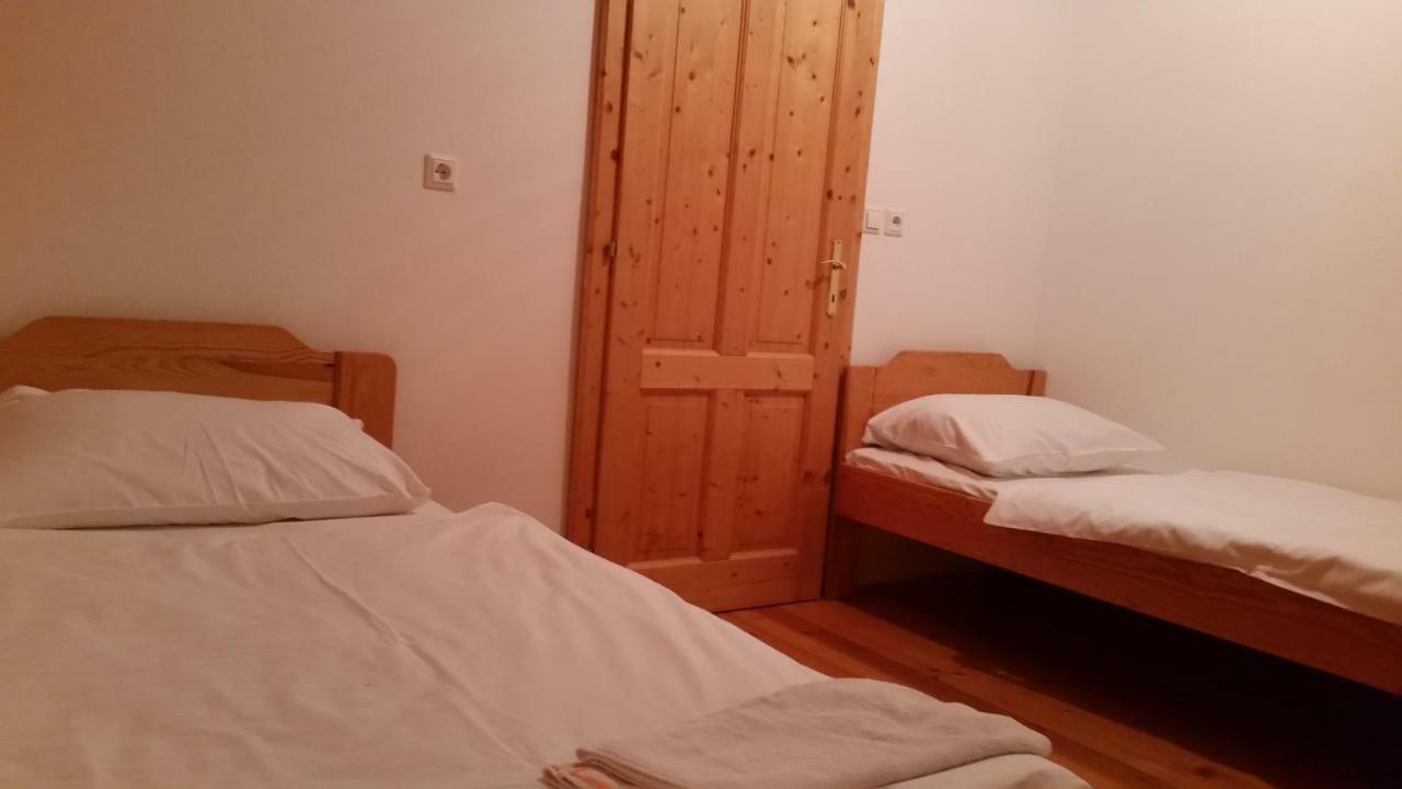Turizem Pavlin Apartments Senturska Gora ภายนอก รูปภาพ